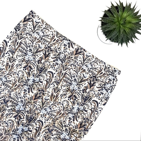 Ann Taylor Decorative Pencil Skirt - Picture 1 of 6